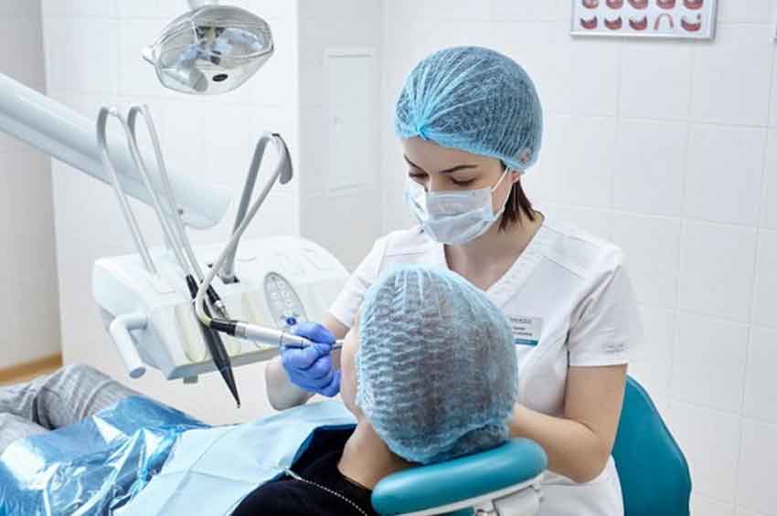 У Хмельницькому вимушені переселенці можуть отримати безплатну стоматологічну допомогу