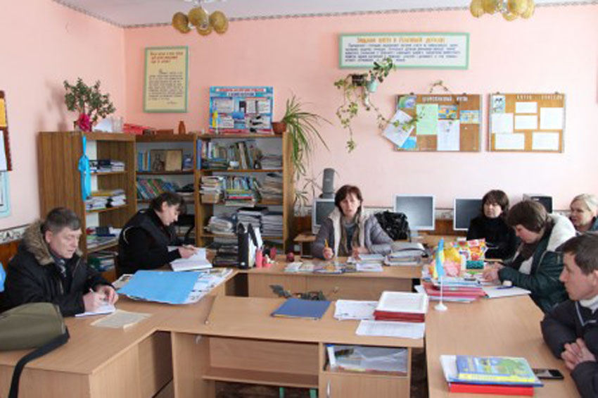 Малонаповнювані школи Хмельниччини виживають усупереч реформам