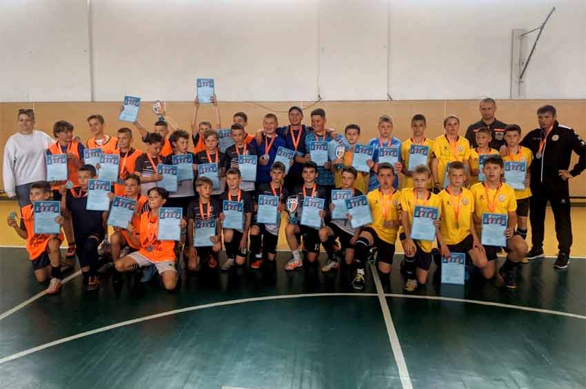 Змаганнями з футзалу завершився ІІІ етап змагань «Пліч-о-пліч всеукраїнські шкільні ліги»