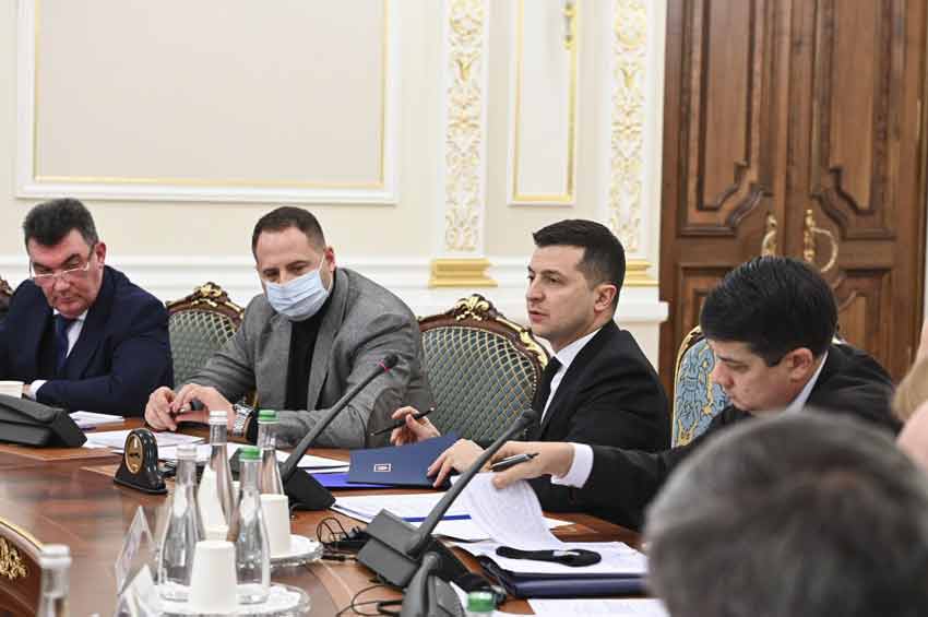 Президент відсторонив Олександра Тупицького від посади судді Конституційного Суду