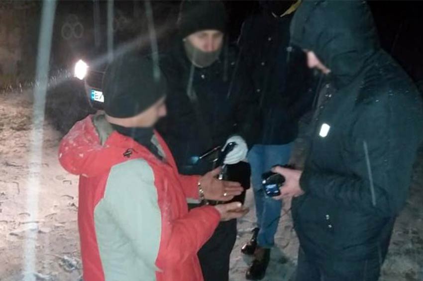 У Кам’янець-Подільському районі затримали 35-річного наркоторговця