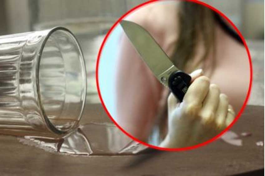 На Кам`янеччині 23-річна дівчина ножем зарізала знайомого