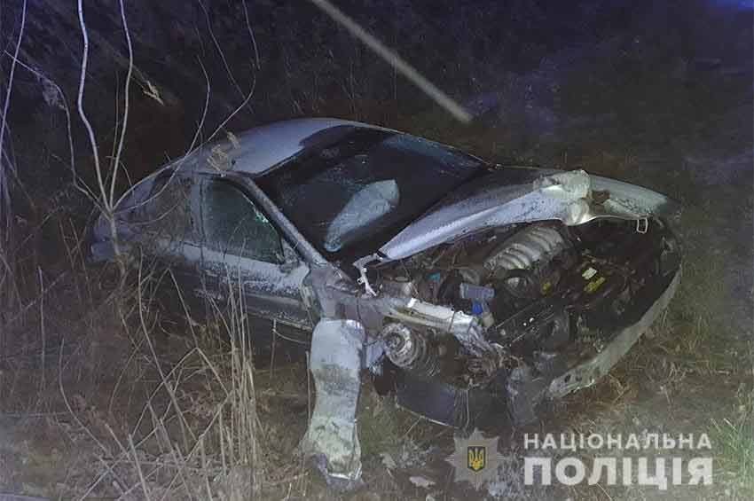 Поблизу Старокостянтинова водійка в’їхала у відбійник