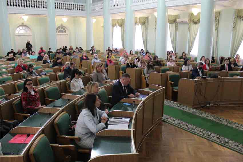 Сергій Гамалій привітав лауреатів премії імені Миколи Дарманського в галузі освіти та науки