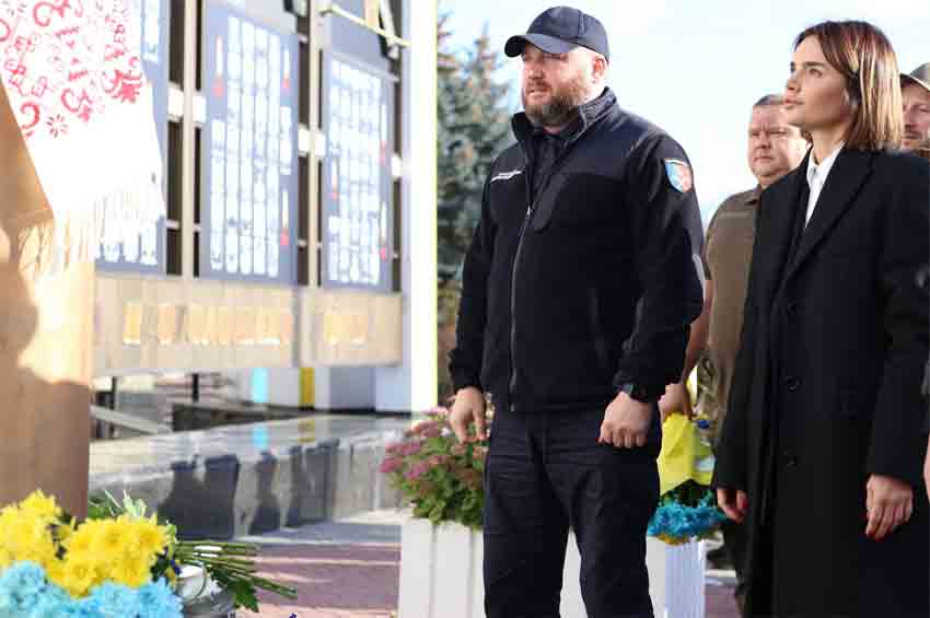 Хмельниччина вшановує захисників і захисниць, що віддали життя за Україну