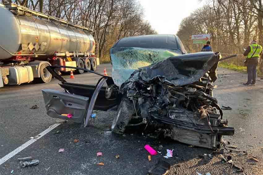ДТП на Кам'янеччині: постраждала вагітна водійка Volkswagen Caddy 