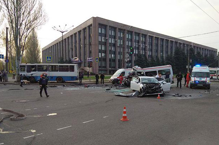 У Кривому Розі в потрійній ДТП загинули вісім пасажирів маршрутки