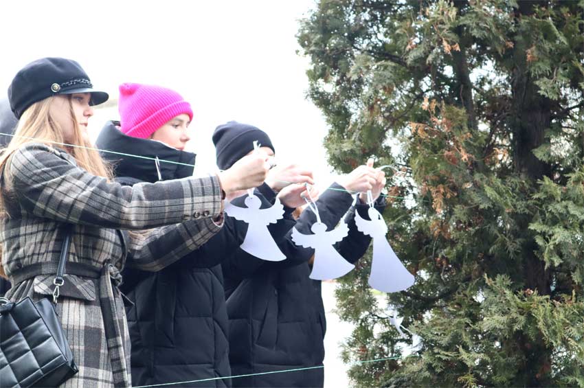 Ангели пам’яті: сьогодні хмельничани вшановують пам’ять про Героїв Небесної Сотні