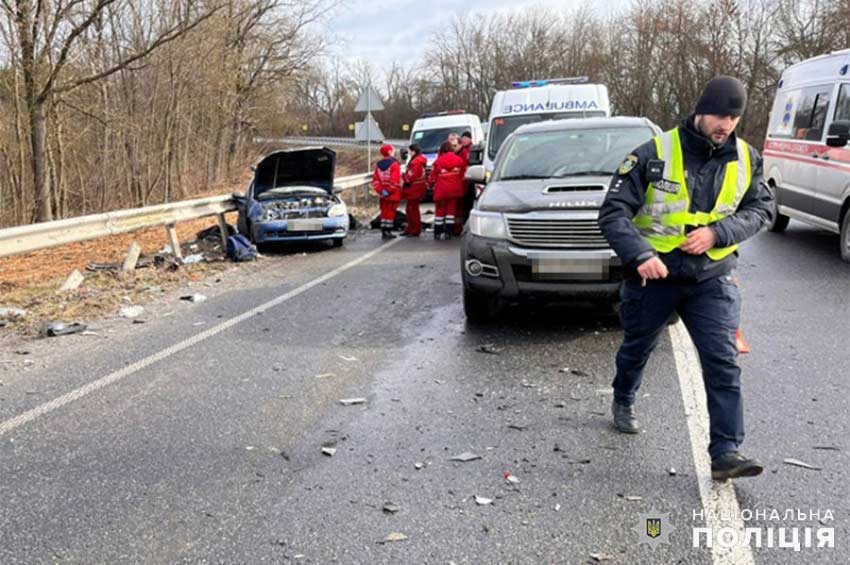 В ДТП на Хмельниччині загинуло троє людей, серед загиблих - 5-річна дівчинка