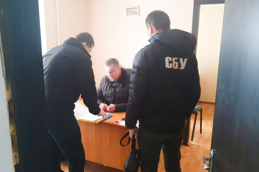 Екс-начальнику Управління Держпраці у Хмельницькій області повідомили про підозру у зловживанні  службовим становищем 