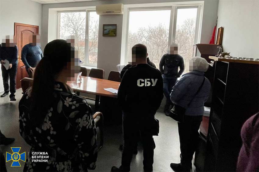 Правоохоронці звинувачують 16 облгазів у розкраданні на мільярди гривень: на АТ "Хмельницькгаз" провели обшуки