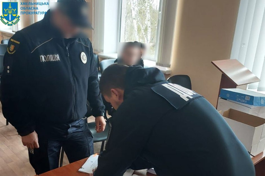 У Шепетівці шістьох поліцейських підозрюють у побитті затриманого