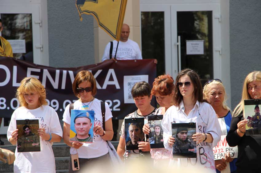 Вбивство росіянами військовополонених в Оленівці: на Хмельниччині вшанували загиблих героїв