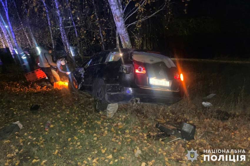 У Нетішині внаслідок нічної ДТП загинуло двоє чоловіків