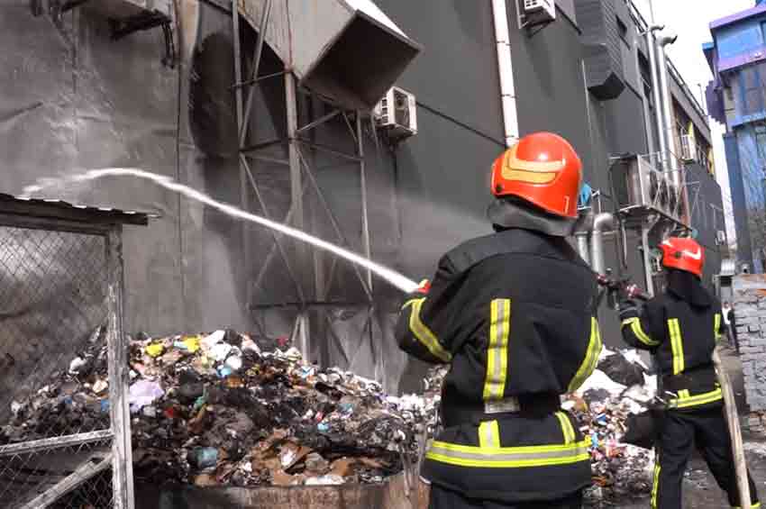 У Хмельницькому вогнеборці запобігли пожежі торгово-розважального центру «Квартал»