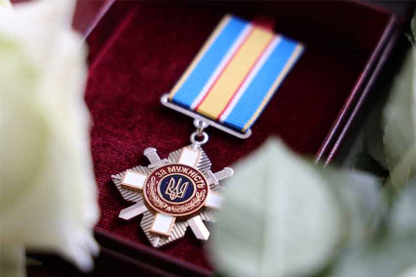 Шістьох військовослужбовців з Хмельниччини посмертно нагородили орденами “За мужність” ІІІ ступеня