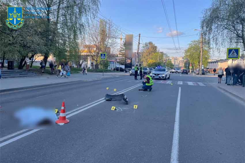 У Хмельницькому внаслідок ДТП загинула 16-річна дівчина