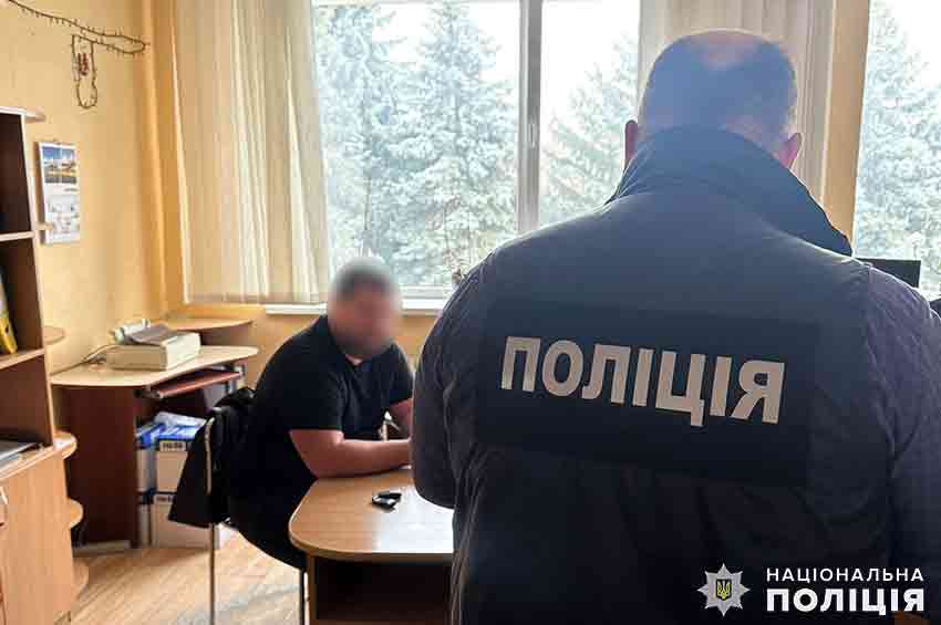 На Хмельниччині посадовці Держпродспоживслужби видавали підробні сертифікати експортерам зерна