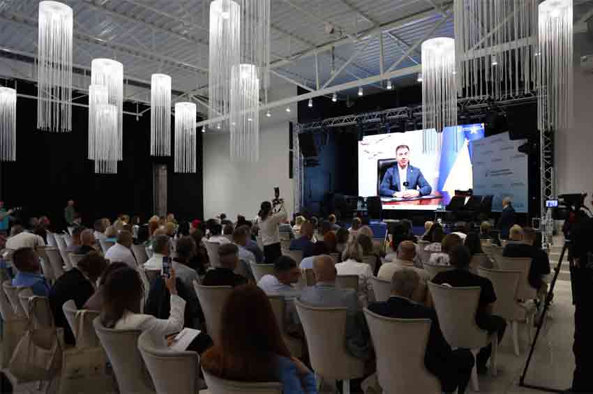 В обласному центрі відбувся регіональний форум «Права людини в умовах війни: Хмельниччина»