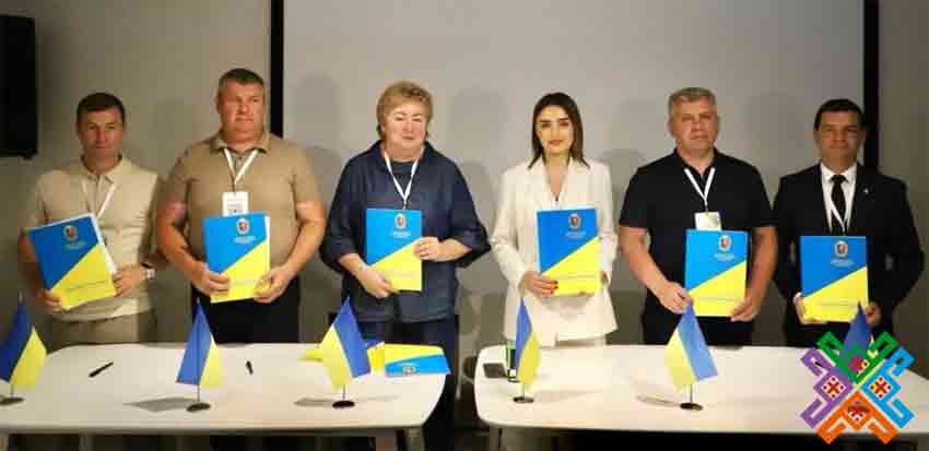 Хмельниччина підписала меморандуми про співпрацю з п’ятьма областями України