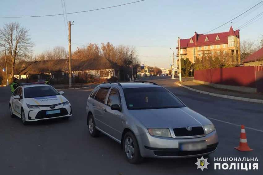 У Старокостянтинові в ДТП травмувався 73-річний велосипедист