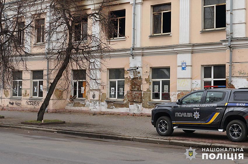 Поліція відкрила кримінальне провадження щодо пожежі в історичній будівлі у центрі міста Хмельницького