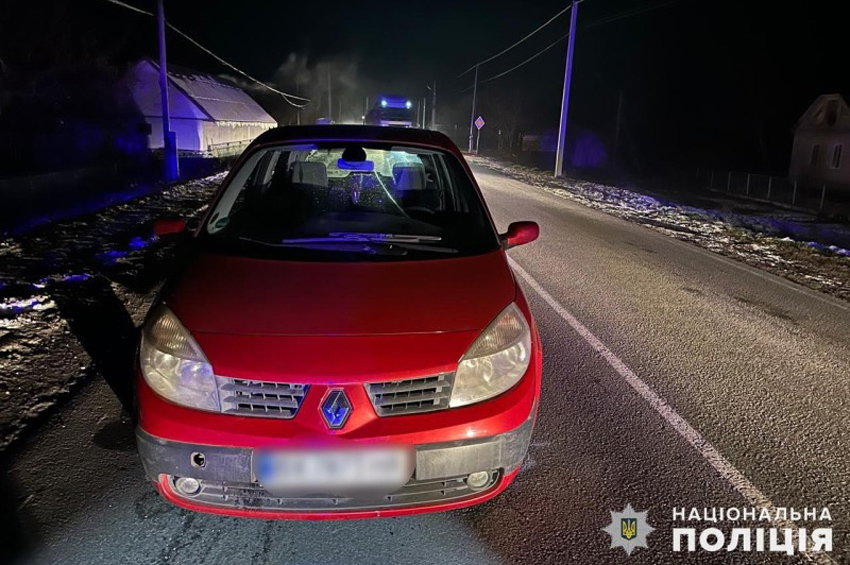 У Хмельницькому районі водій автомобіля «Renault» збив 76-річну пенсіонерку