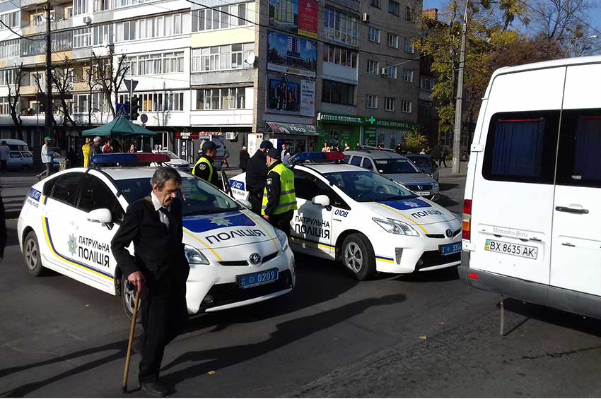 В Хмельницькому люди вкотре намагалися привернути увагу до будівельної афери