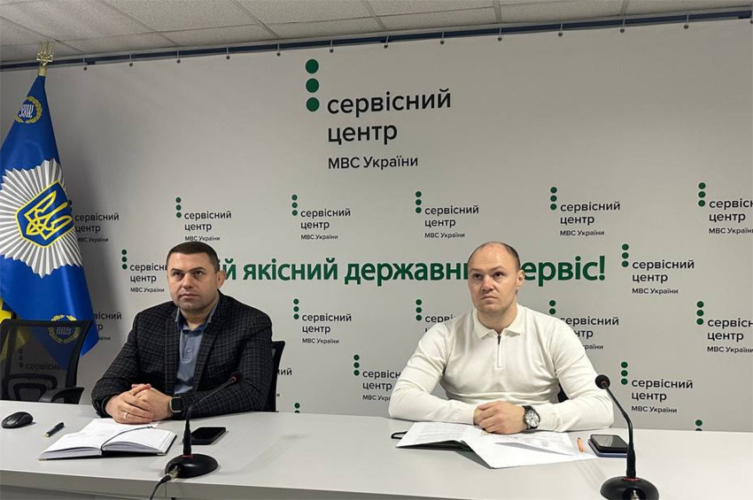 Пілотний проєкт з підготовки та працевлаштування водійок вантажівок стартував на Хмельниччині