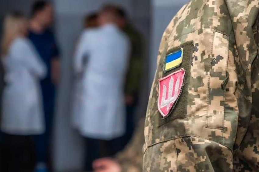 Під час проходження ВЛК у Хмельницькому ТЦК та СП чоловік скоїв самогубство