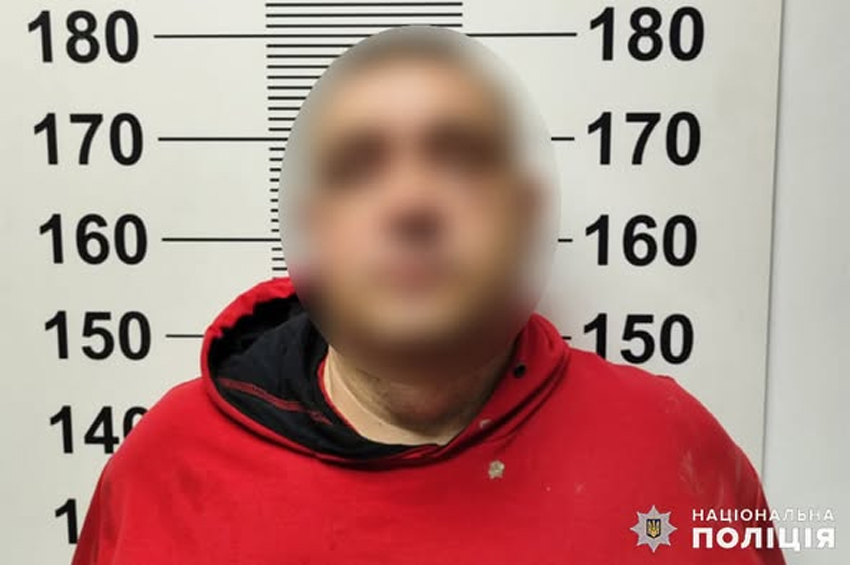 В Ізяславі до 6 років ув’язнення засудили 51-річного зловмисника, який битою побив свого знайомого 