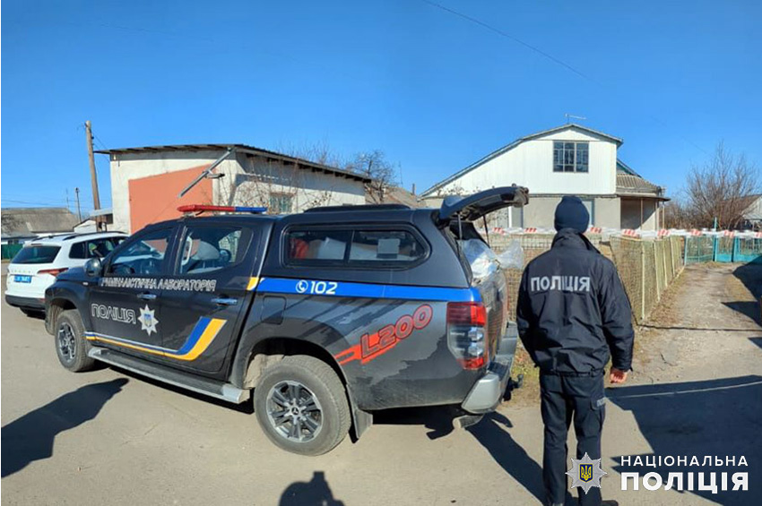 У Старокостянтинові 41-річний чоловік убив колишню тещу і закопав тіло в себе на подвір’ї