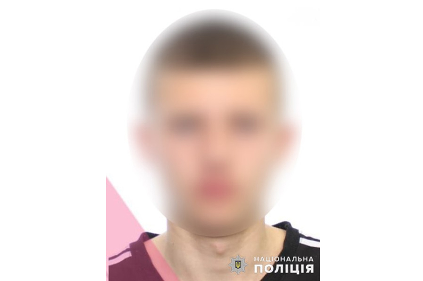 У Хмельницькому молодик зірвав з плеча 25-річної жінки сумочку і втік