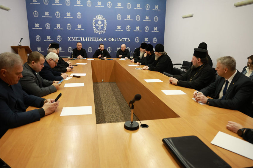 На раді оборони Хмельницької області розглянуть скорочення комендантської години в ніч на Великдень