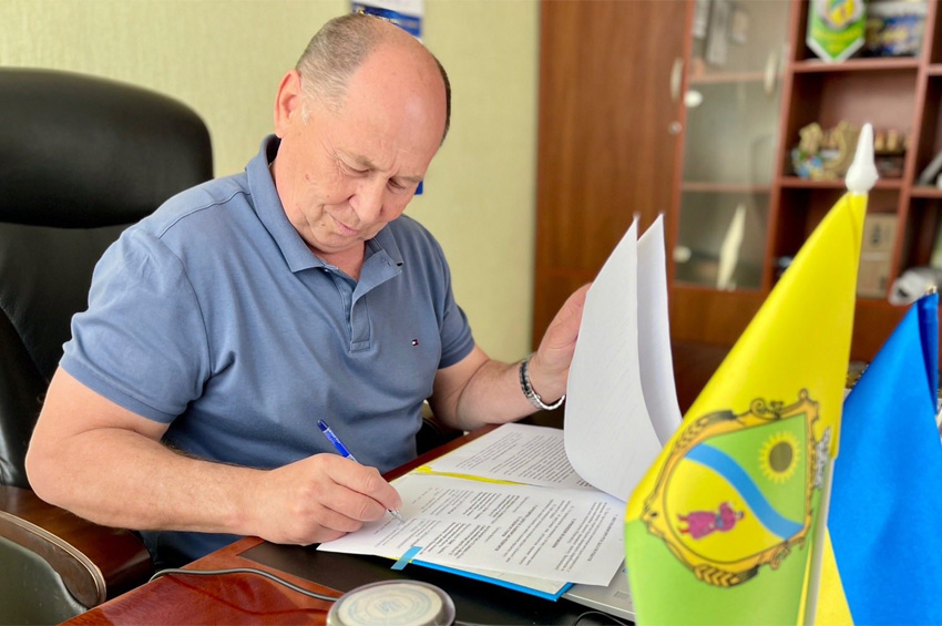 «Пліч-о-пліч: Згуртовані громади»: Васильківська та Ярмолинецька громади уклали меморандум про співпрацю