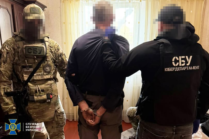 На Хмельниччині затримали агента фсб, який наводив російські ракети на аеродроми ЗСУ