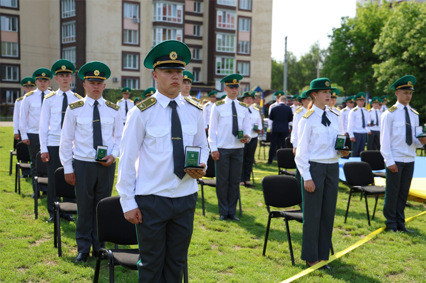 У Хмельницькому відбувся випуск ліцеїстів військового ліцею Державної прикордонної служби України