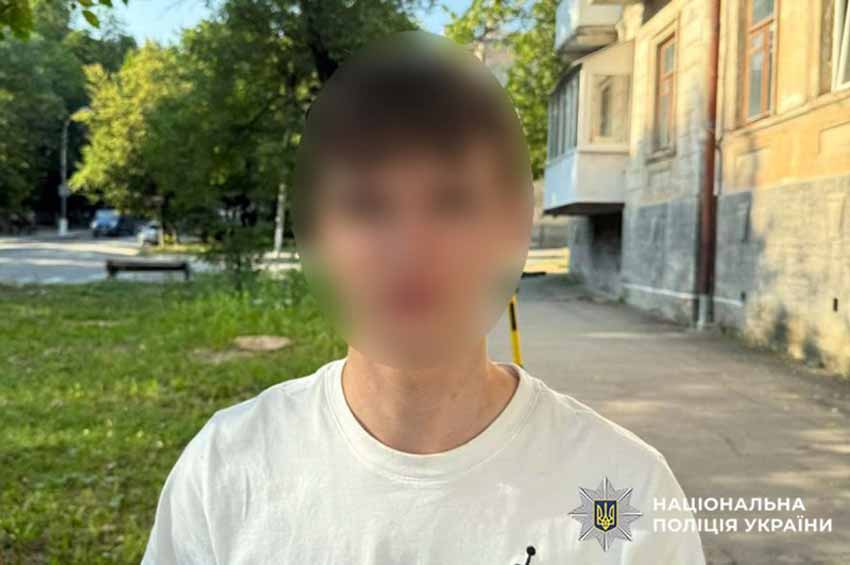 У Кам’янці-Подільському молодик має повернути пів мільйона гривень та сісти до в’язниці на 3 роки