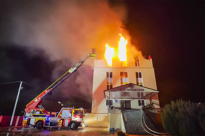 У Шепетівці блискавка влучила в будівлю церкви