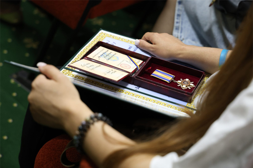 Захисників з Хмельниччини відзначено високими державними нагородами