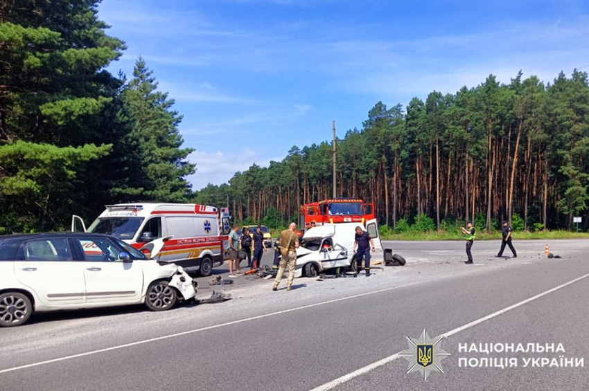 У Славуті в ДТП травмувалося двоє людей