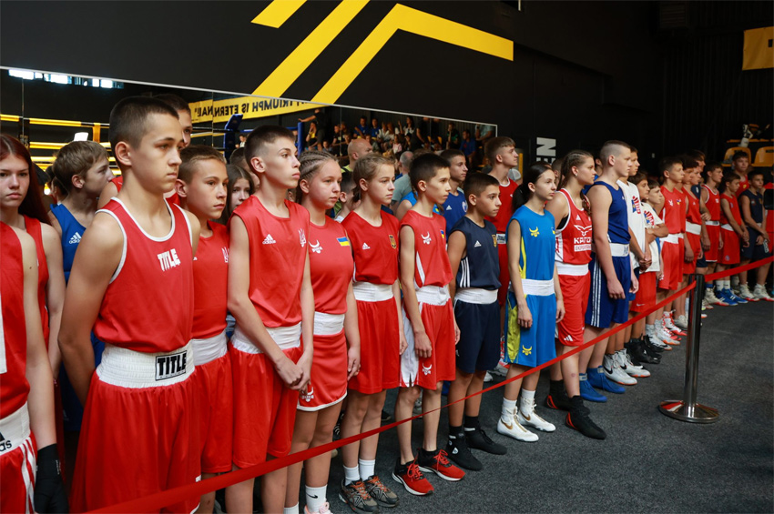 На Хмельниччині стартував чемпіонат України з боксу серед юнаків та дівчат