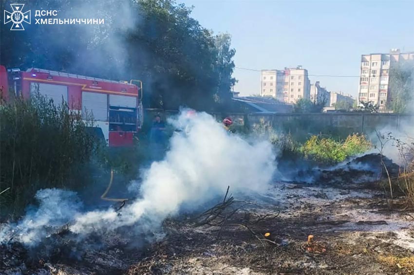 На Хмельниччині за минулу добу сталося три пожежі