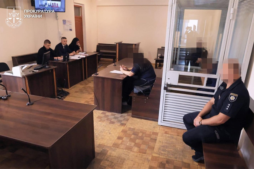 На Хмельниччині двоє чоловіків жорстоко зґвалтували неповнолітню