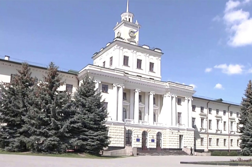На Хмельниччині скасували обов’язкове погодження масових заходів із військовим командуванням