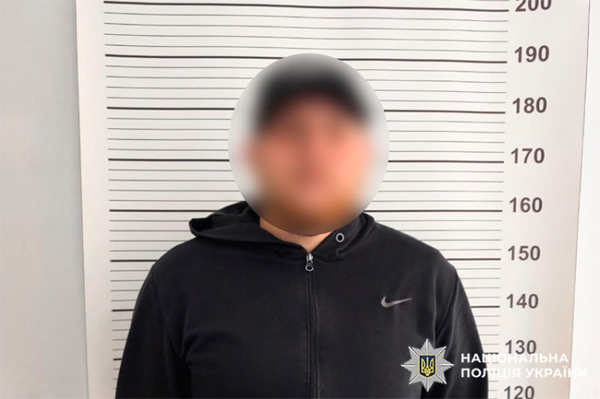 У Хмельницькому шахрай видавав себе за військового та ошукав жінку на понад 670 тисяч гривень