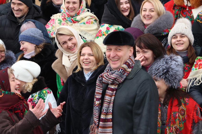 Україна колядує: Хмельницька ОДА прийняла естафету від тернопільських колег