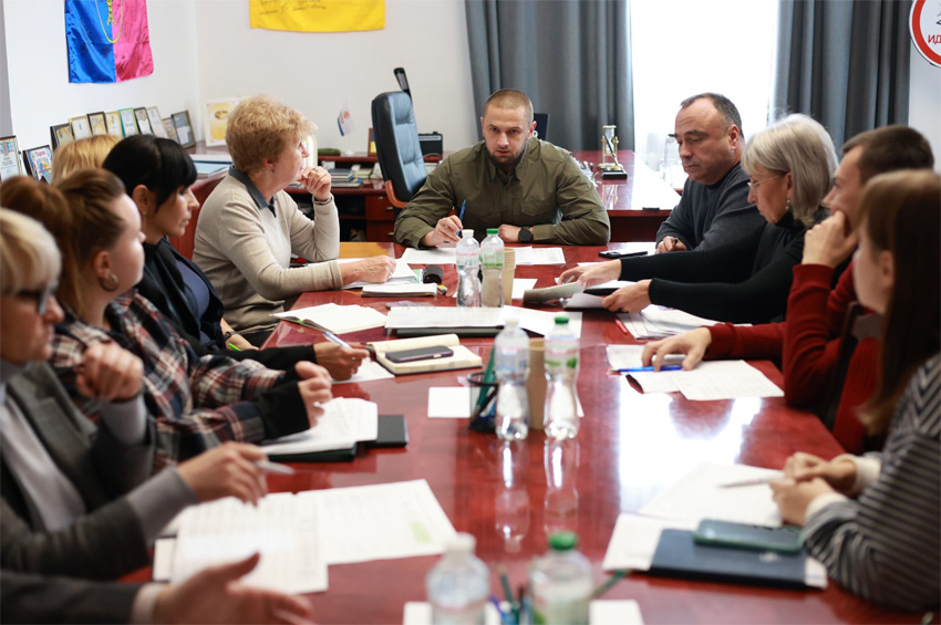 В Хмельницькій ОВА триває відбір проєктів для будівництва та реконструкції житла для ВПО