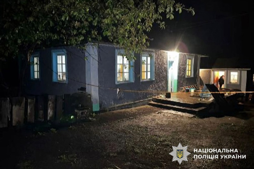 На Хмельниччині чоловіка, який кинув гранату в будинок сусіда, засудили до 6 років ув’язнення
