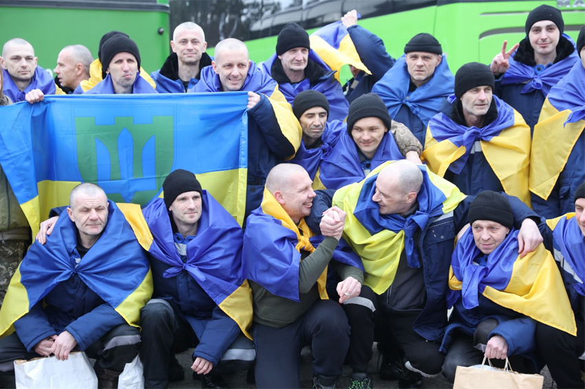 З російського полону звільнили 200 українців: серед них четверо з Хмельниччини
